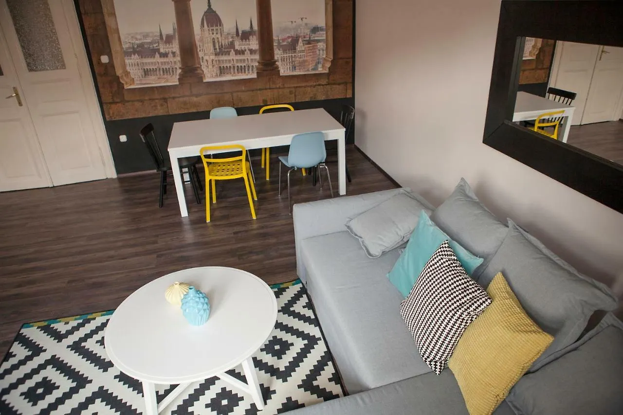 Apartment Downtown Vorosmarty Budapest